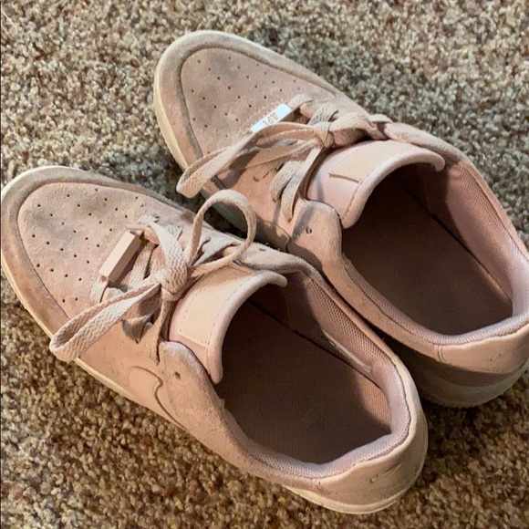 baby pink suede nike air force 1